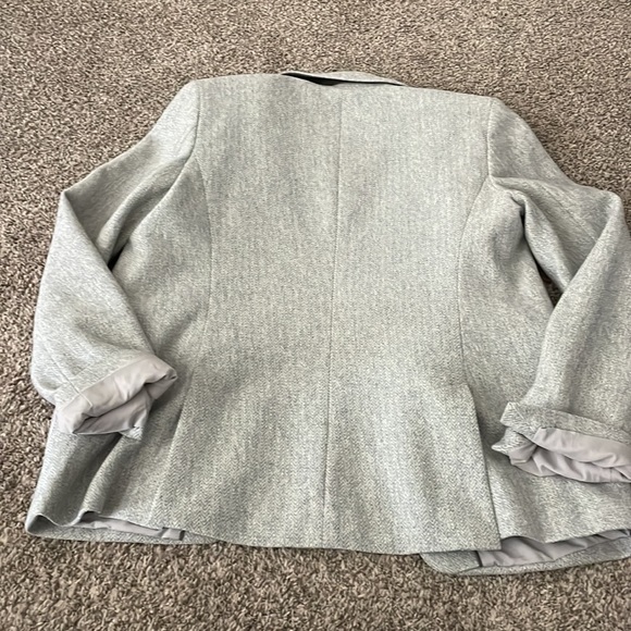 Loft Herringbone Gray Blazer - Picture 3 of 3